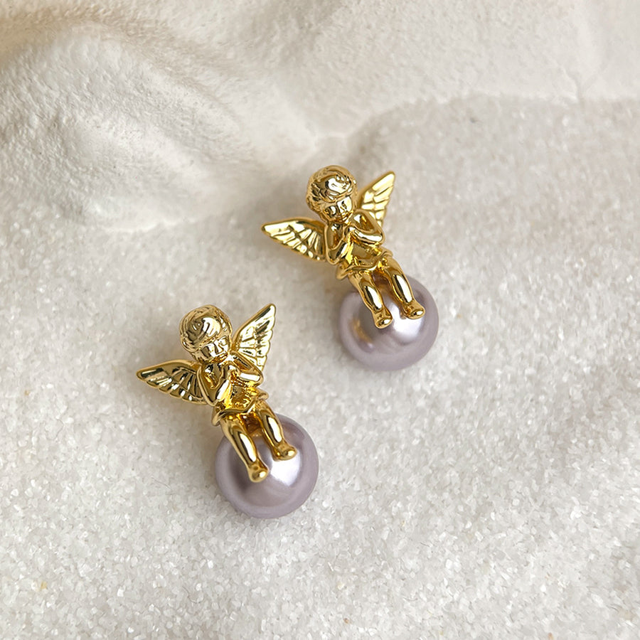 Angel pearl earrings pair detail